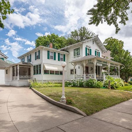 Carriage House Bed & Breakfast Winona Luaran gambar