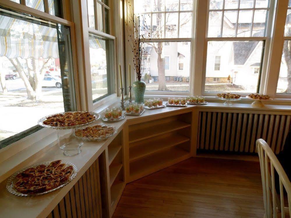 Carriage House Bed & Breakfast Winona Luaran gambar